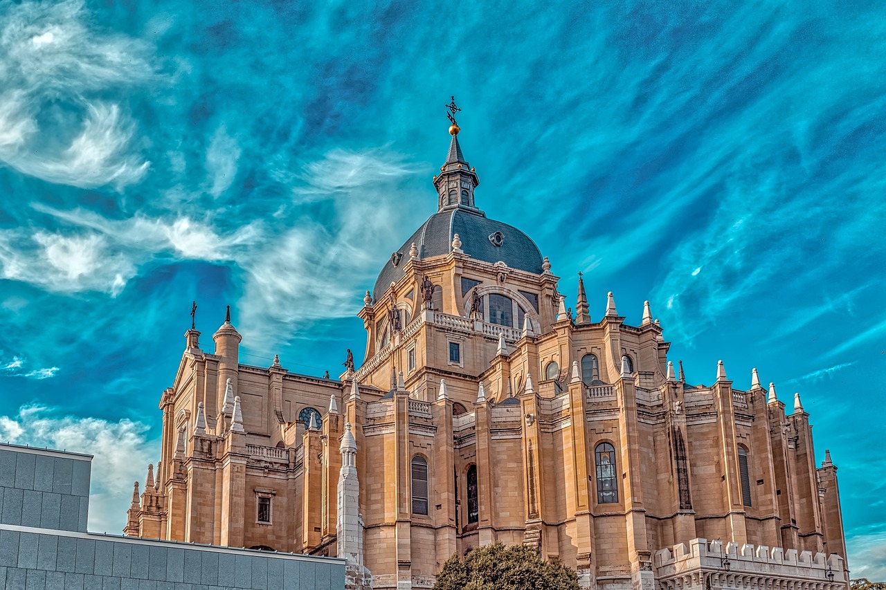 2005年新澳门免费大全,31-7-27-36-20-17特:28-规避不实诱导迷宫